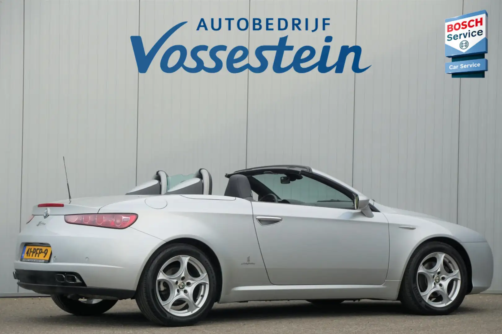 Alfa Romeo Spider 2.2 JTS Selespeed Exclusive / Automaat / Leder / E Gri - 2