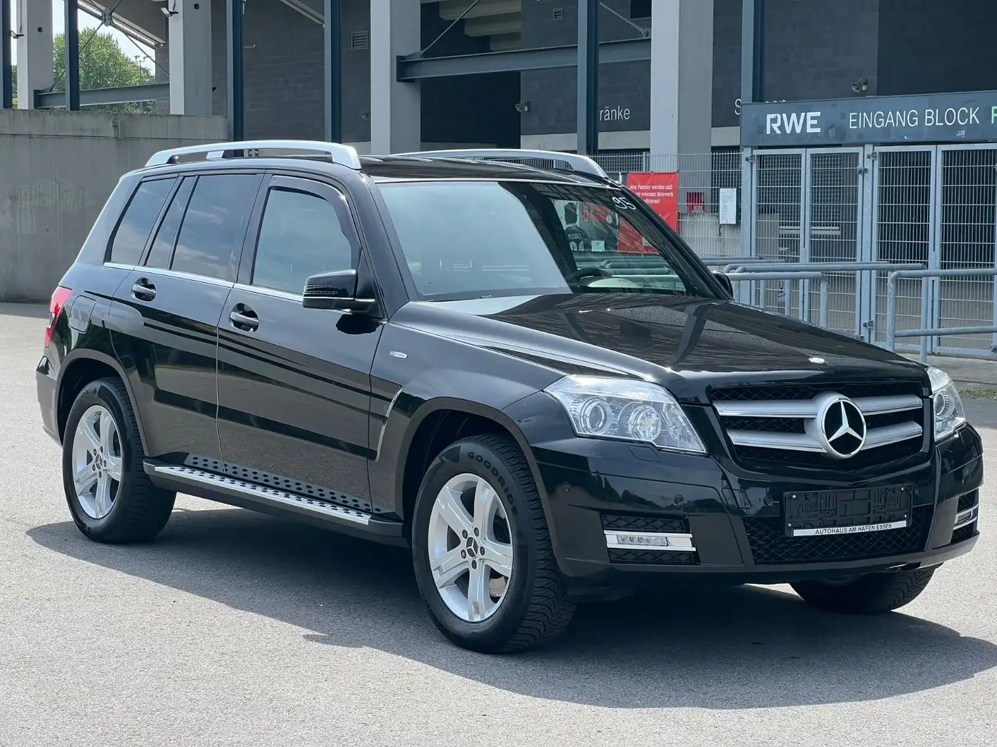 Mercedes-Benz GLK 220 CDI 4Matic*HARMAN/KARDON*PDC*TEMPO*SITZH Noir - 1