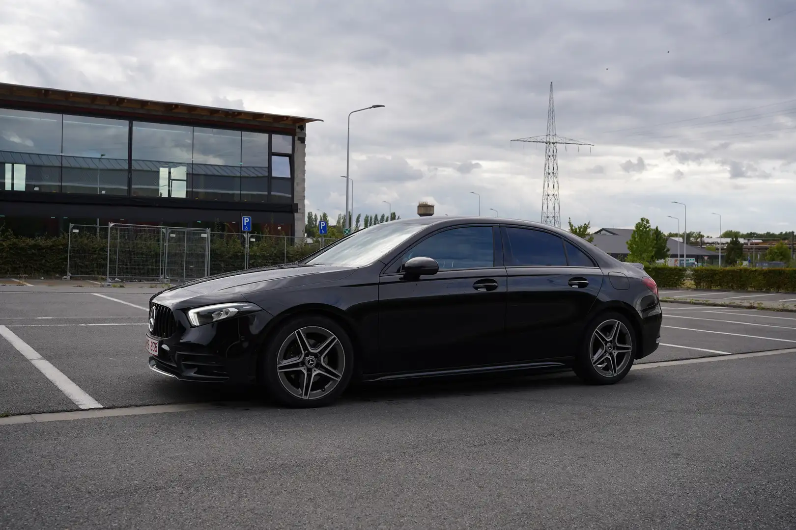 Mercedes-Benz A 180 d Business Solution AMG - 2