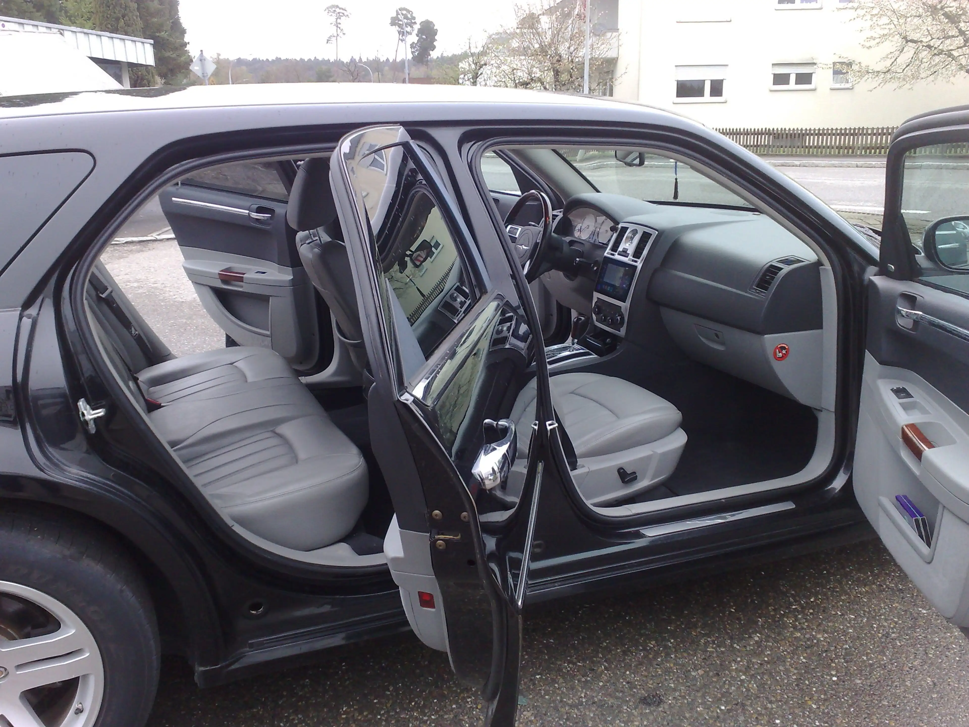 Chrysler 300C 300C Touring Diesel Touring 3.0 CRD DPF Automatik — photo 11
