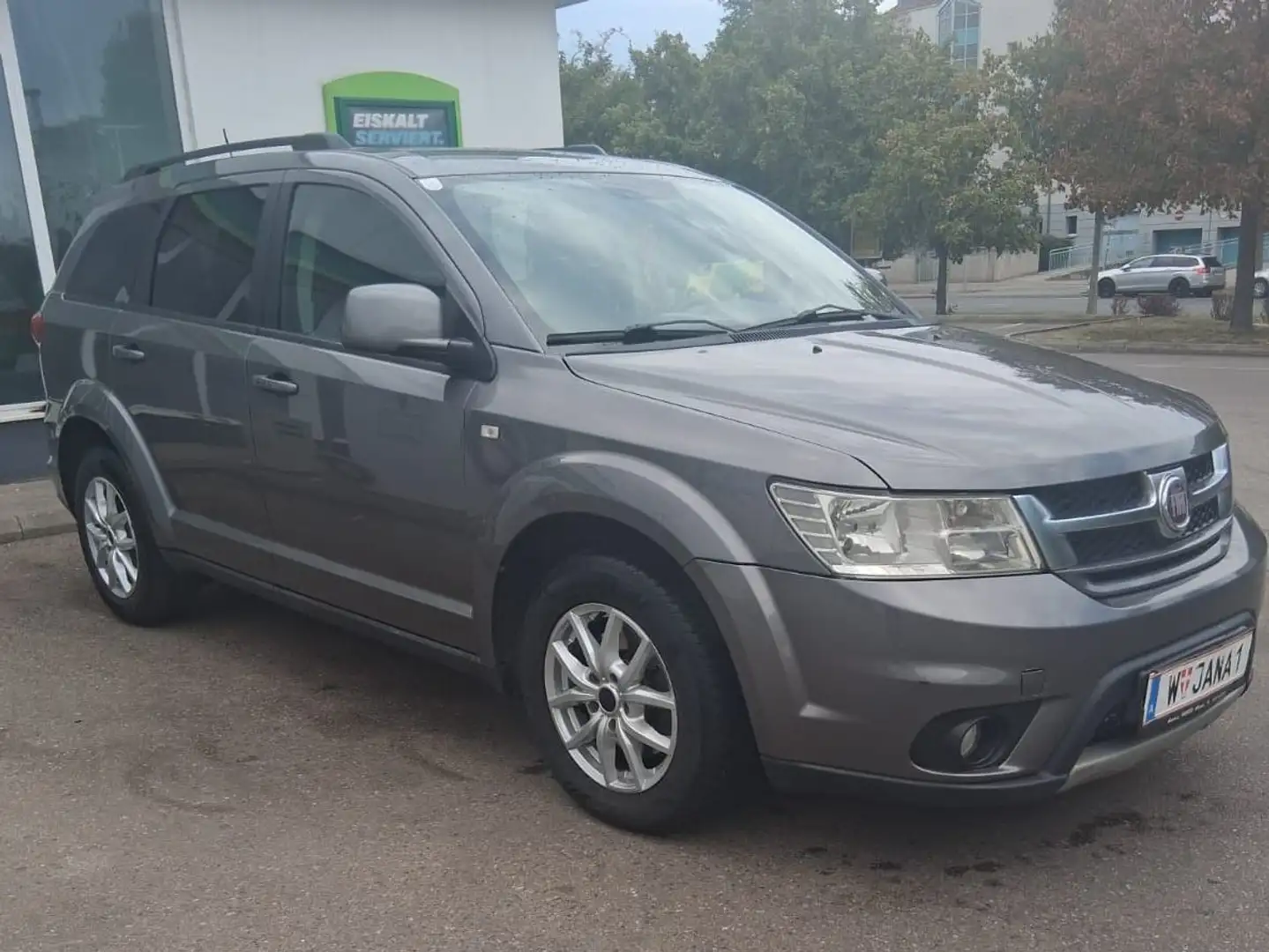 Fiat Freemont Freemont 2,0 Multijet II 170 Lounge AWD Aut. Loung Grau - 1