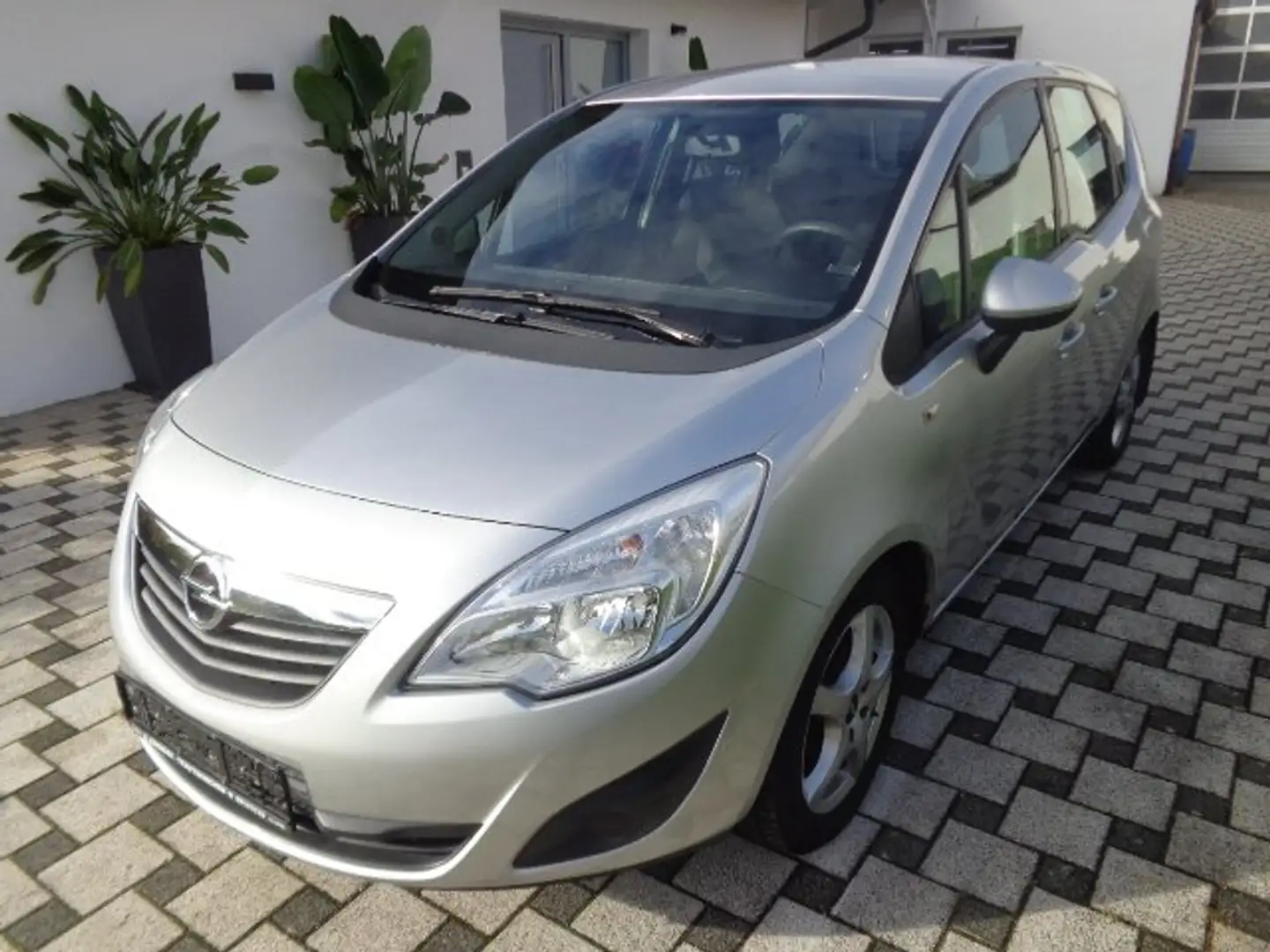 Opel Meriva Edition Silber - 1