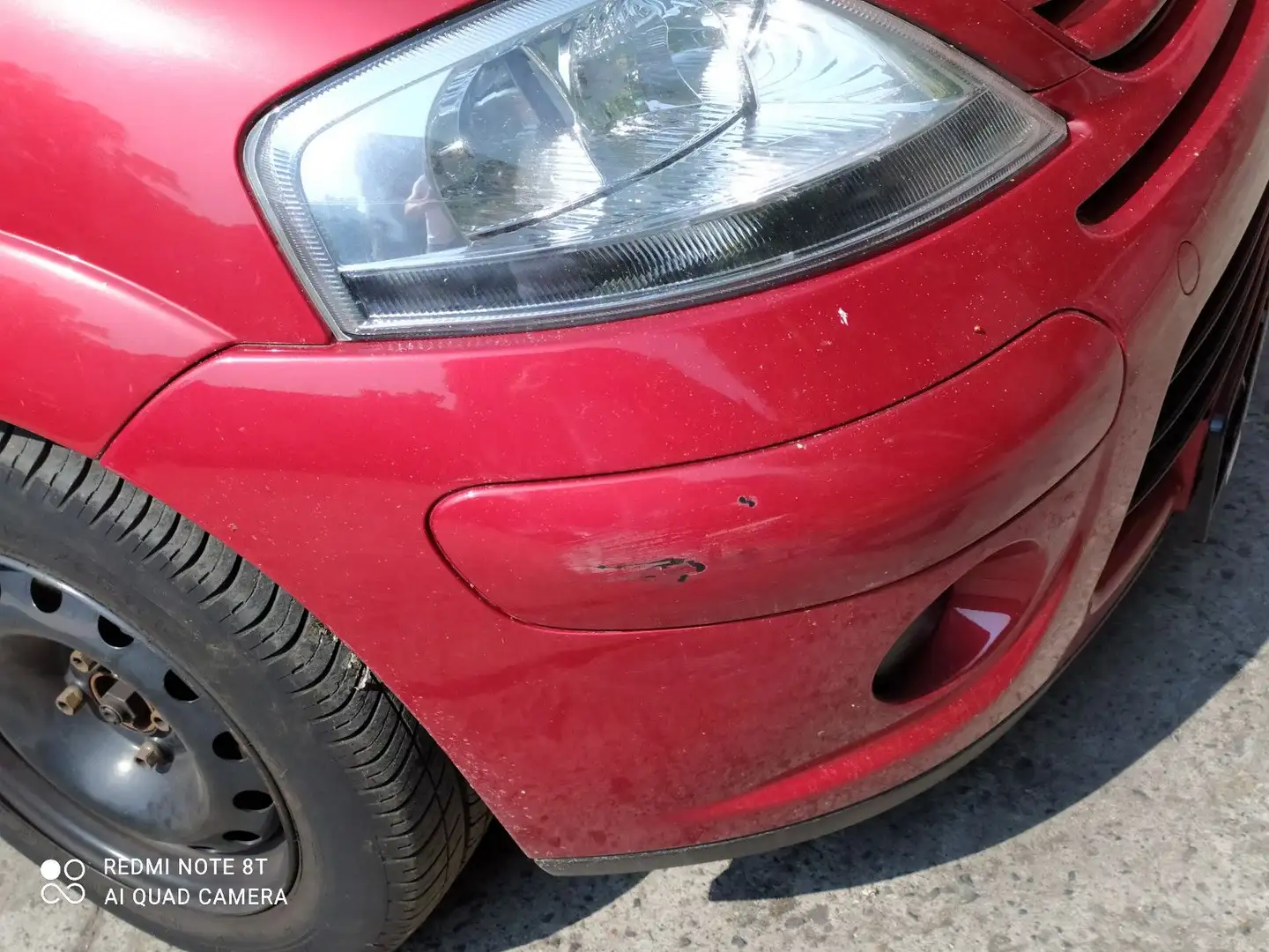 Citroen C3 1.4 Tonic Red - 2