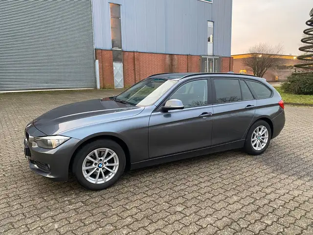 BMW 316 d Touring*Leder*PDC*Ahk*Shz*
