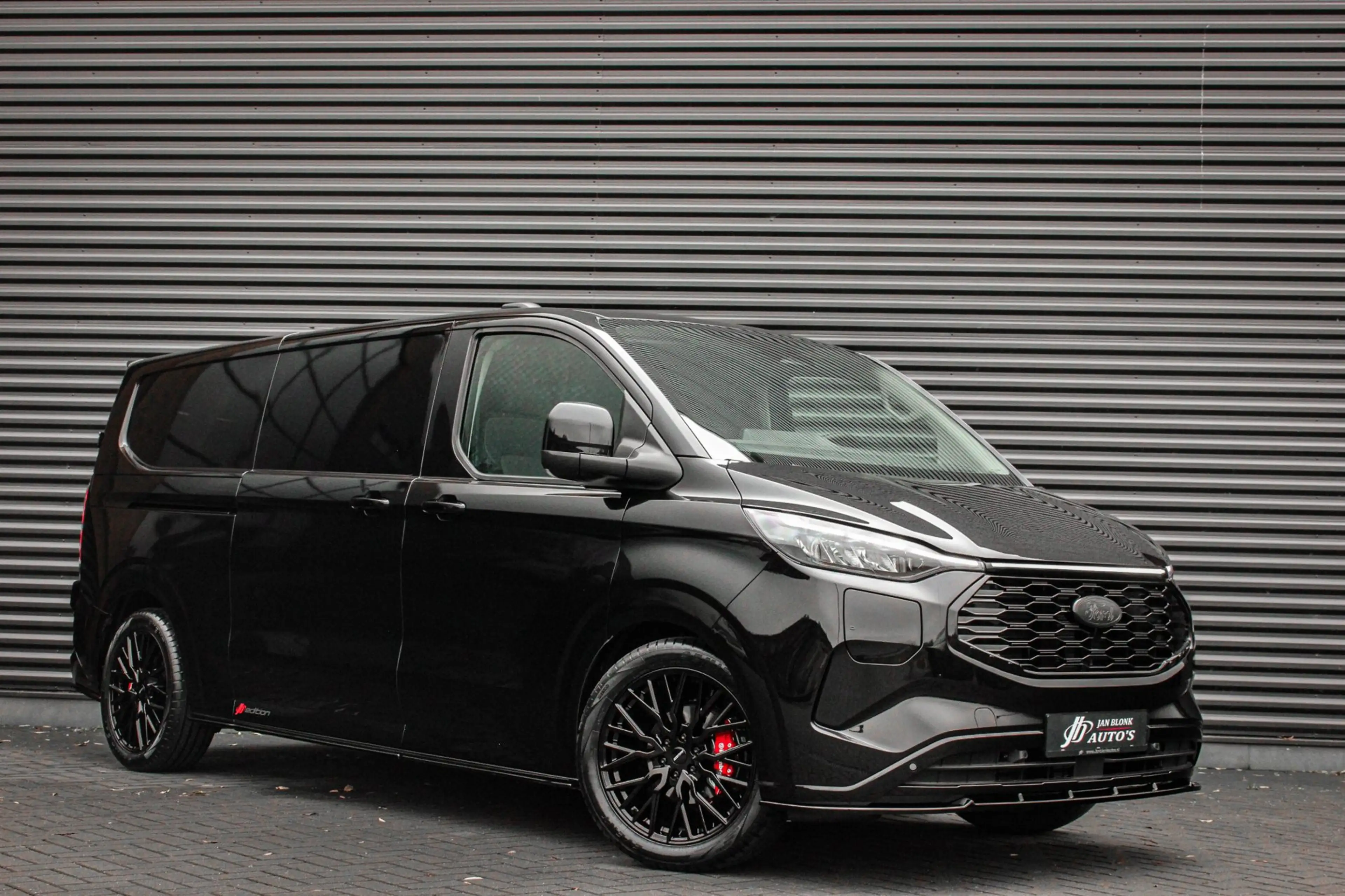 Ford E-Transit Cust. L2H1 Limited 71 kWh 218PK / JB- EDITON / CAM — photo 2