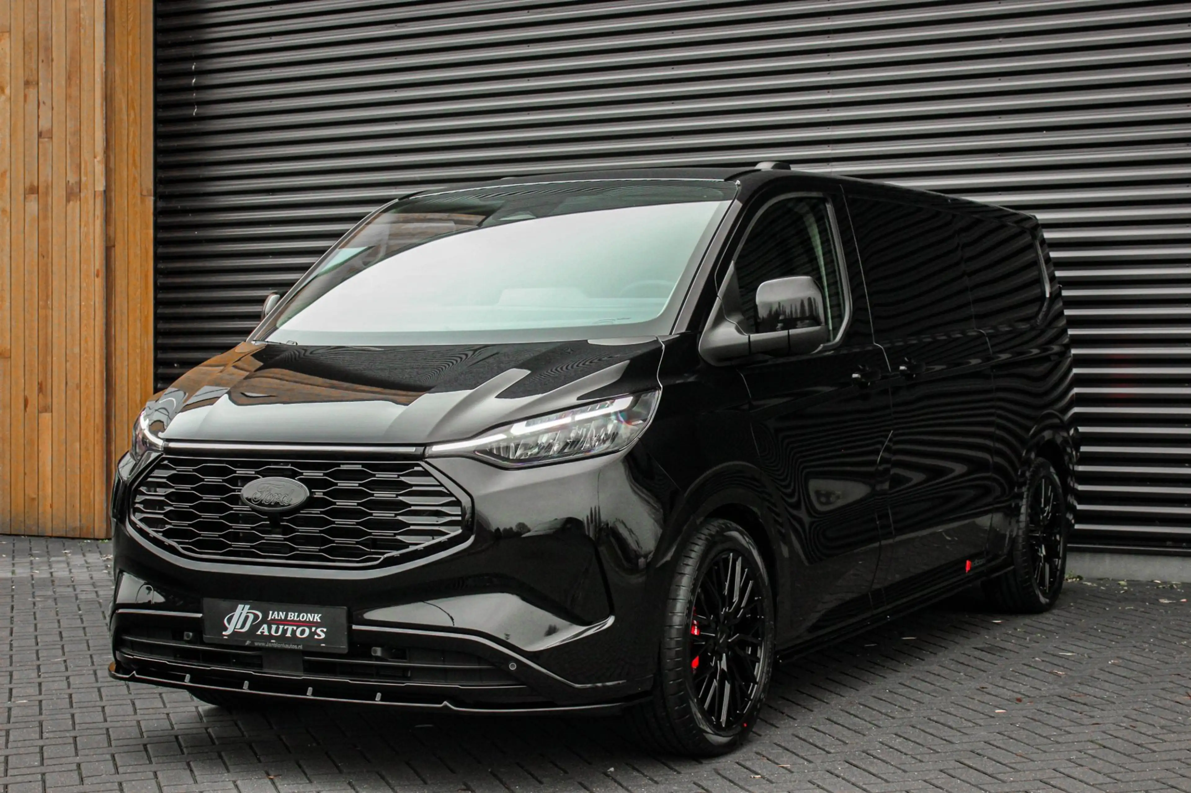 Ford E-Transit Cust. L2H1 Limited 71 kWh 218PK / JB- EDITON / CAM — photo 9