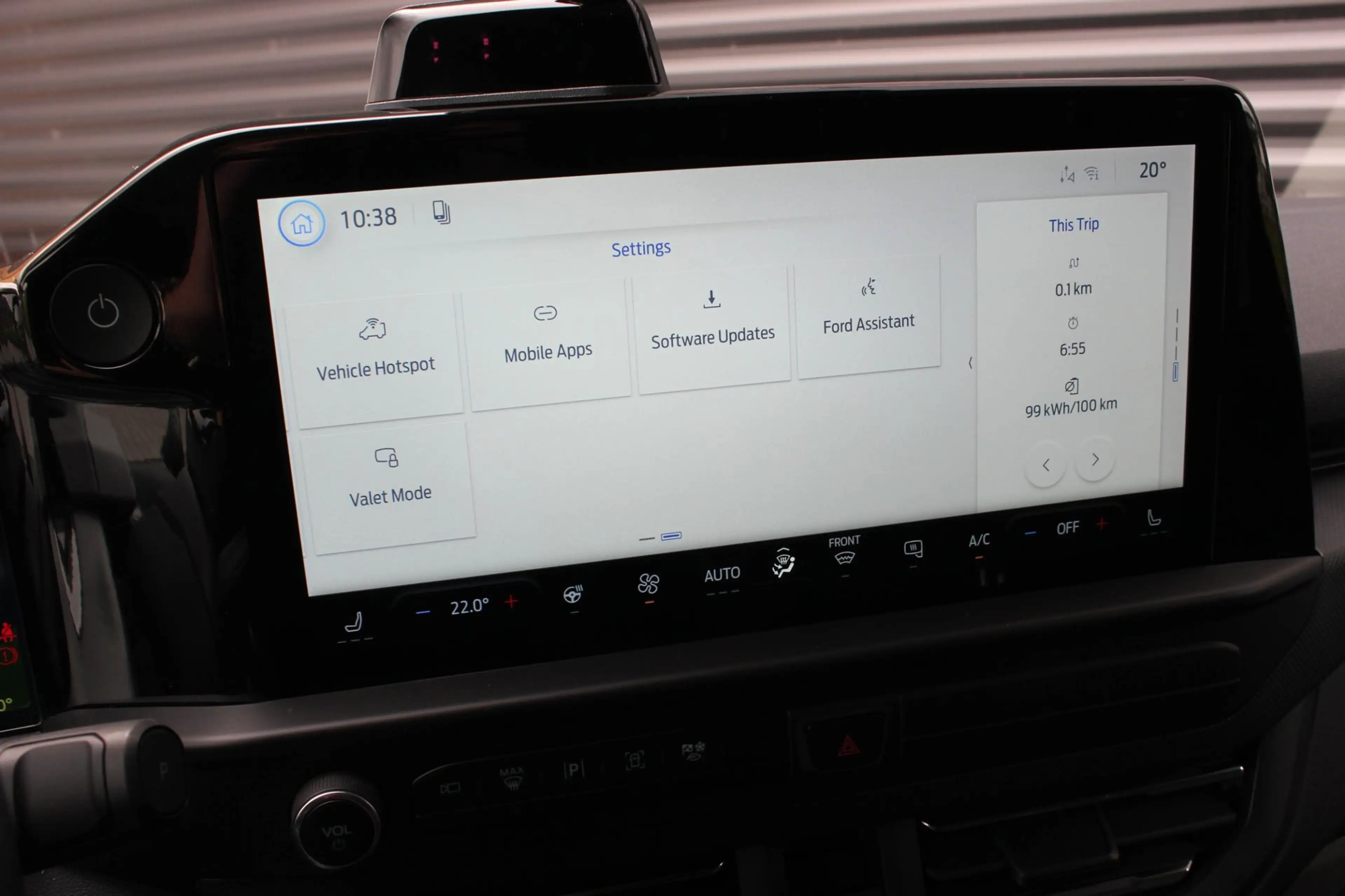 Ford E-Transit Cust. L2H1 Limited 71 kWh 218PK / JB- EDITON / CAM — photo 19