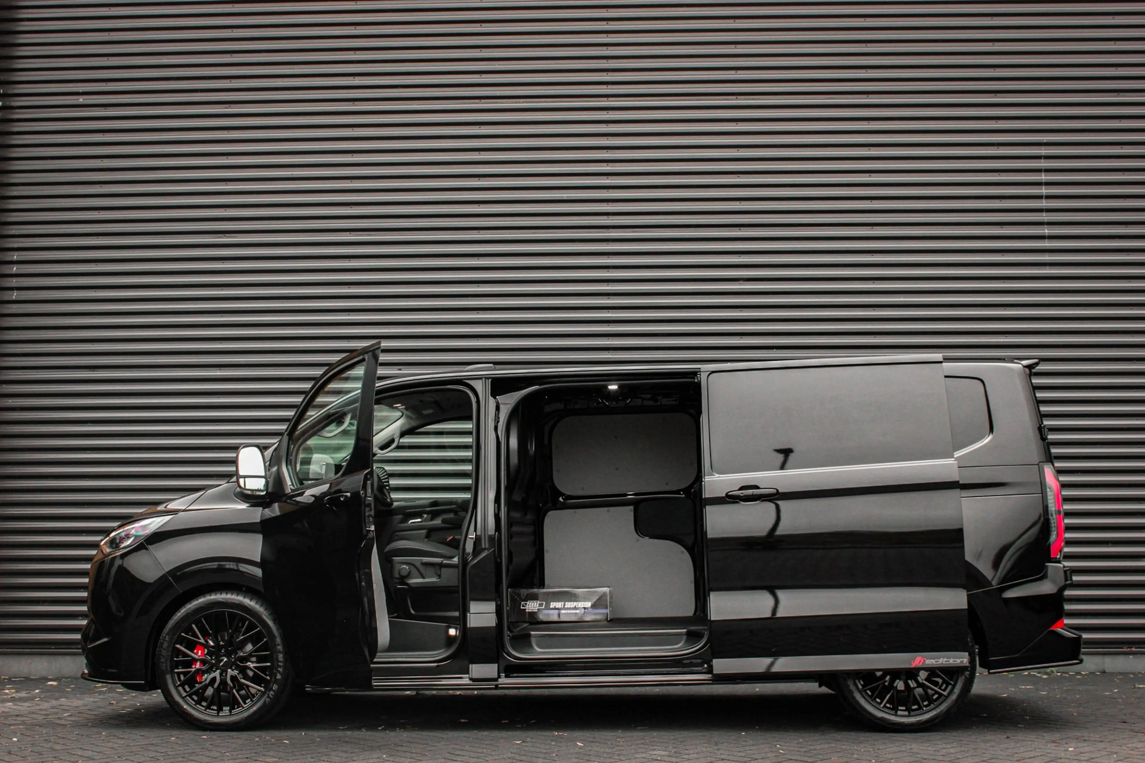 Ford E-Transit Cust. L2H1 Limited 71 kWh 218PK / JB- EDITON / CAM — photo 6