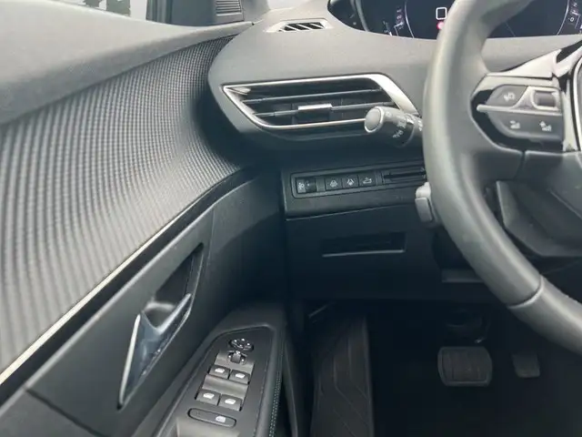 Peugeot 3008 view 14