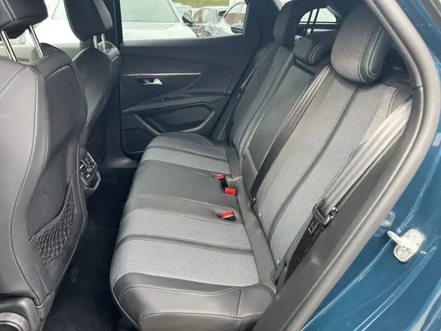Peugeot 3008 view 15