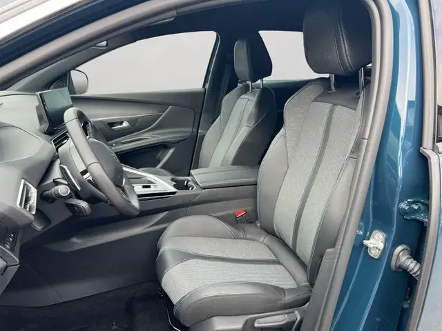 Peugeot 3008 view 8