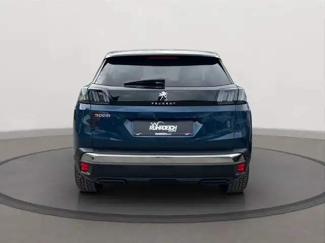Peugeot 3008 view 4