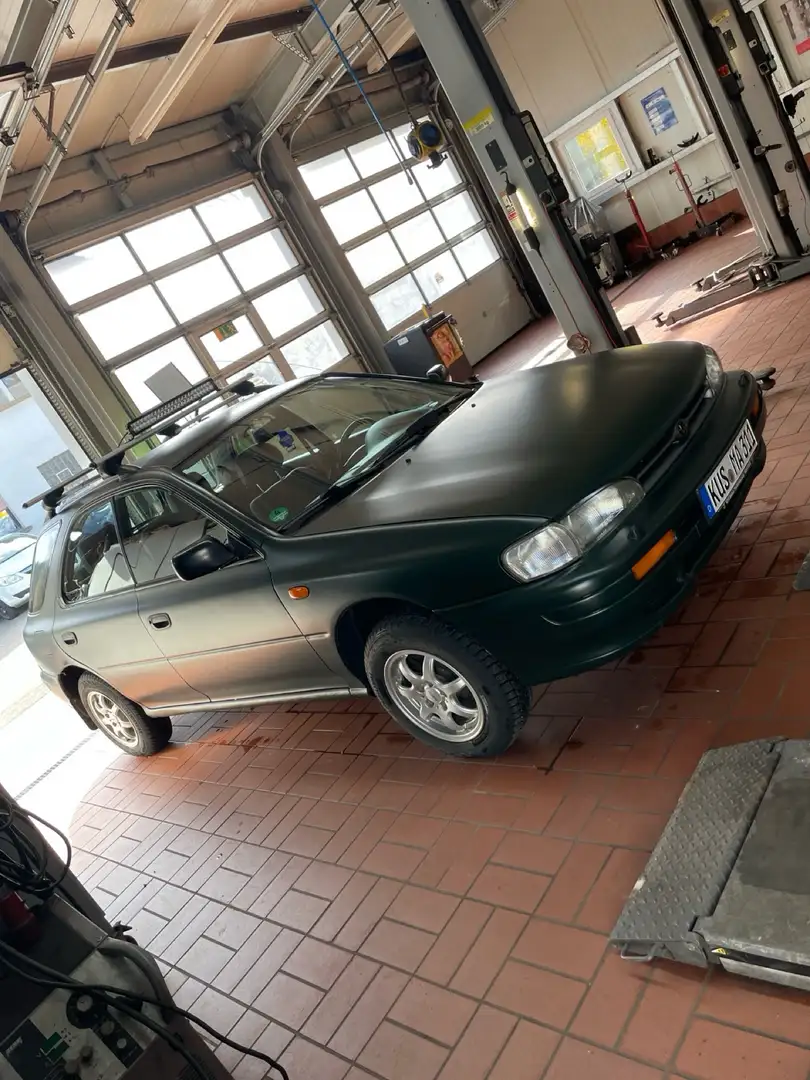 Subaru Impreza 1.8 4WD GL Pirsch ABS Verde - 1