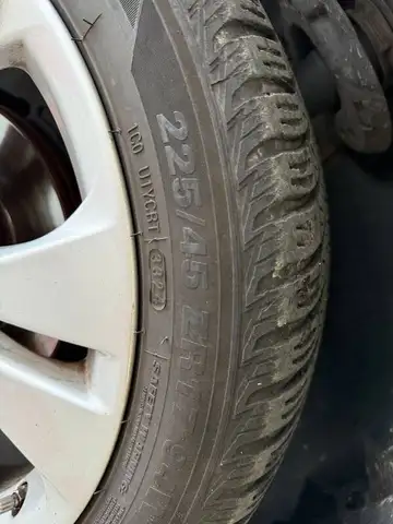 Mercedes-Benz B-Class view 25