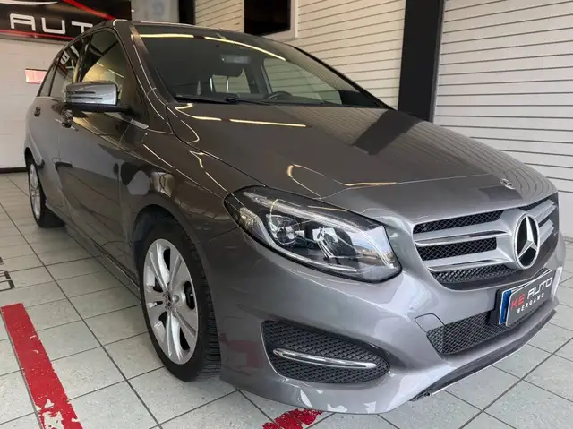 Mercedes-Benz B-Class view 4