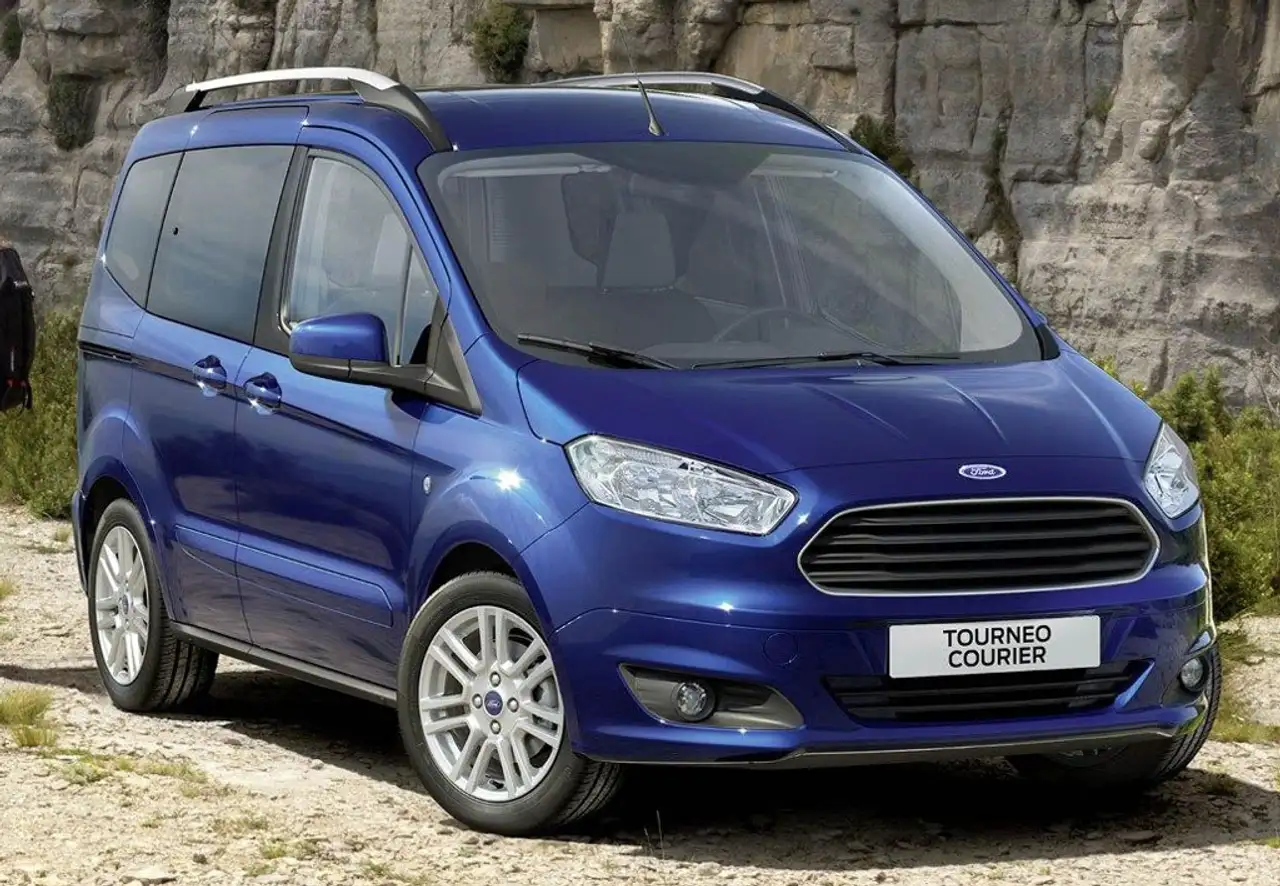 Ford Tourneo Courier 2026
