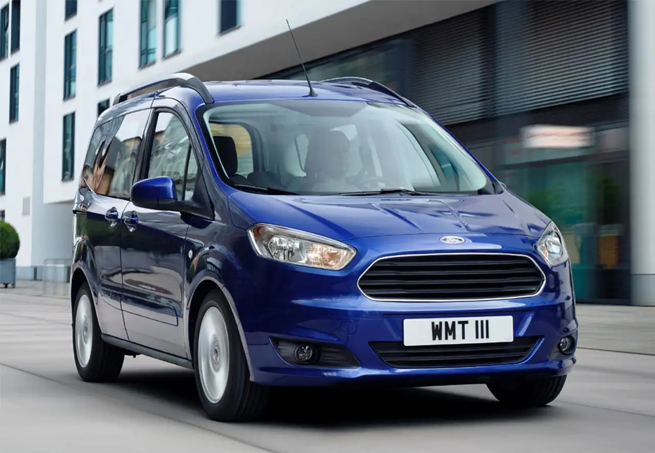 Ford Tourneo Courier 2026