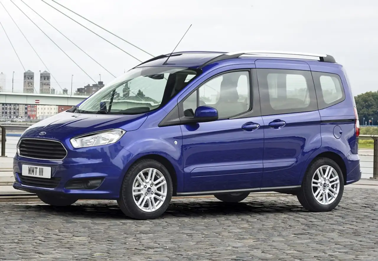 Ford Tourneo Courier 2026 — фото 15