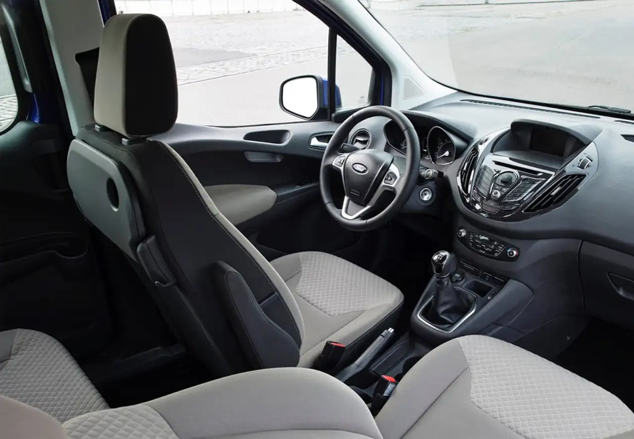 Ford Tourneo Courier 2026 — фото 13