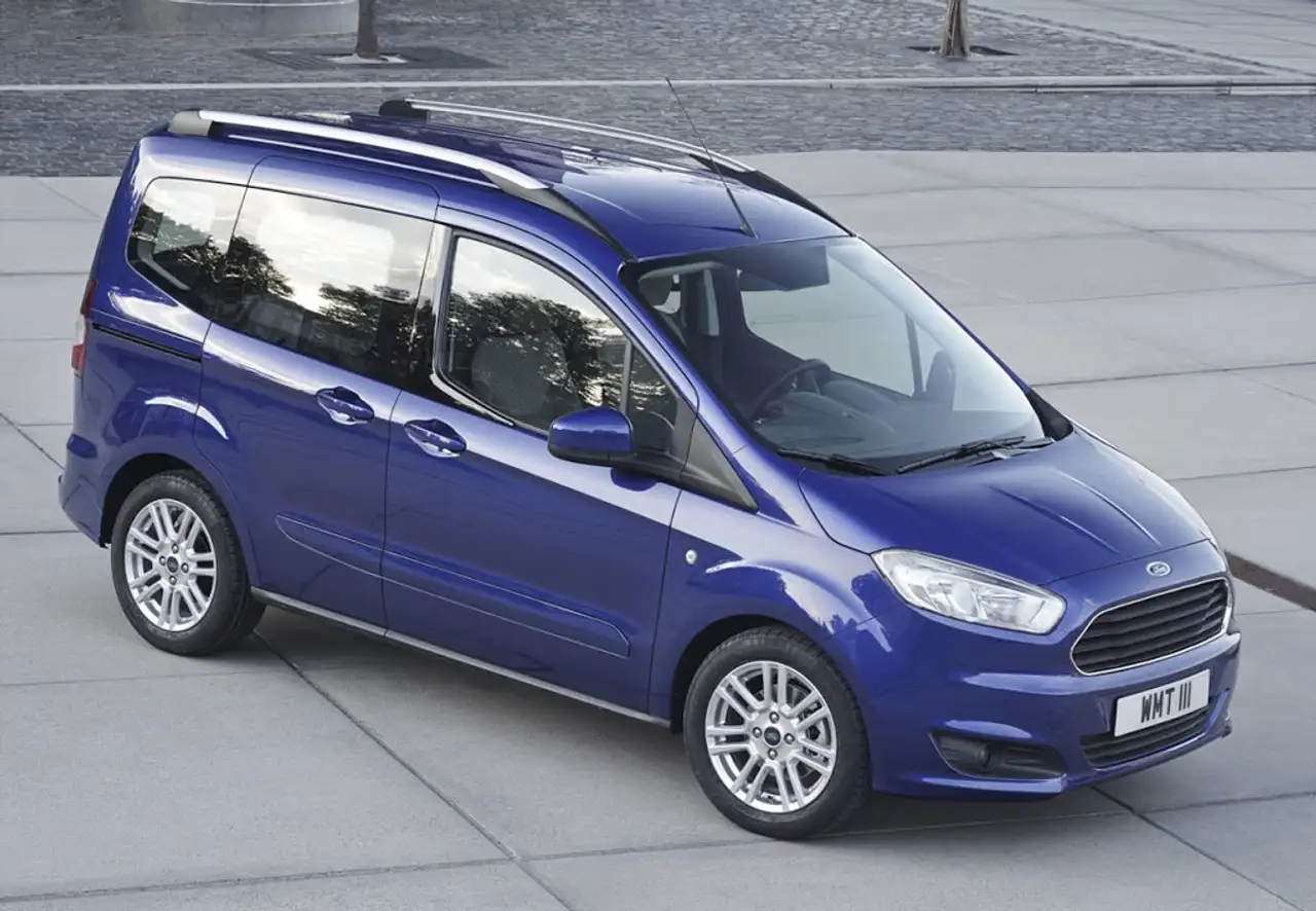 Ford Tourneo Courier 2026 — фото 11