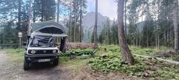 Suzuki Jimny 1.5 PRO 2021, foto 4