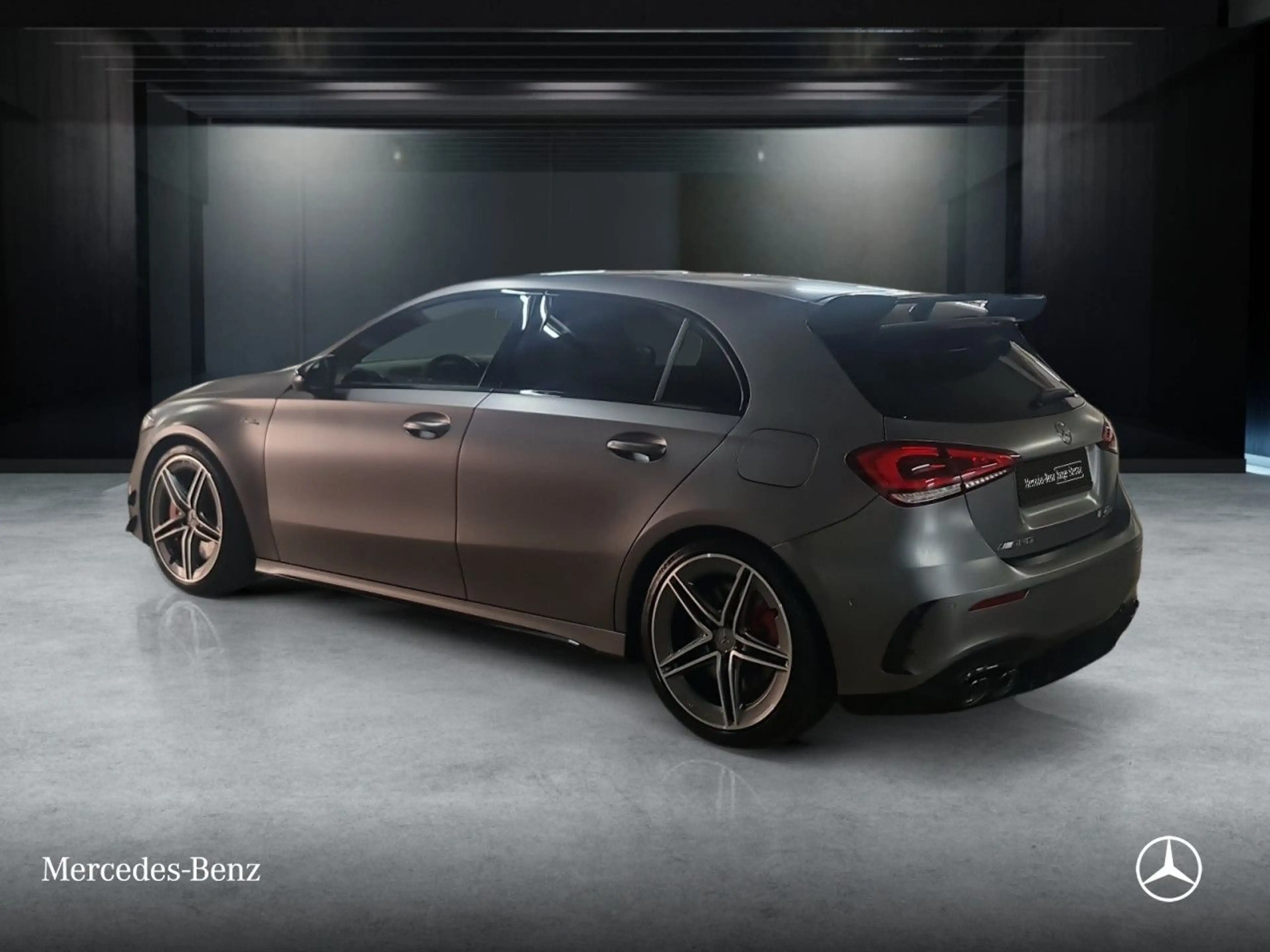 Mercedes-Benz A 45 AMG A 45 S 4M DRIVERS+PANO+360°+LED+19"+TOTW+8G — photo 9