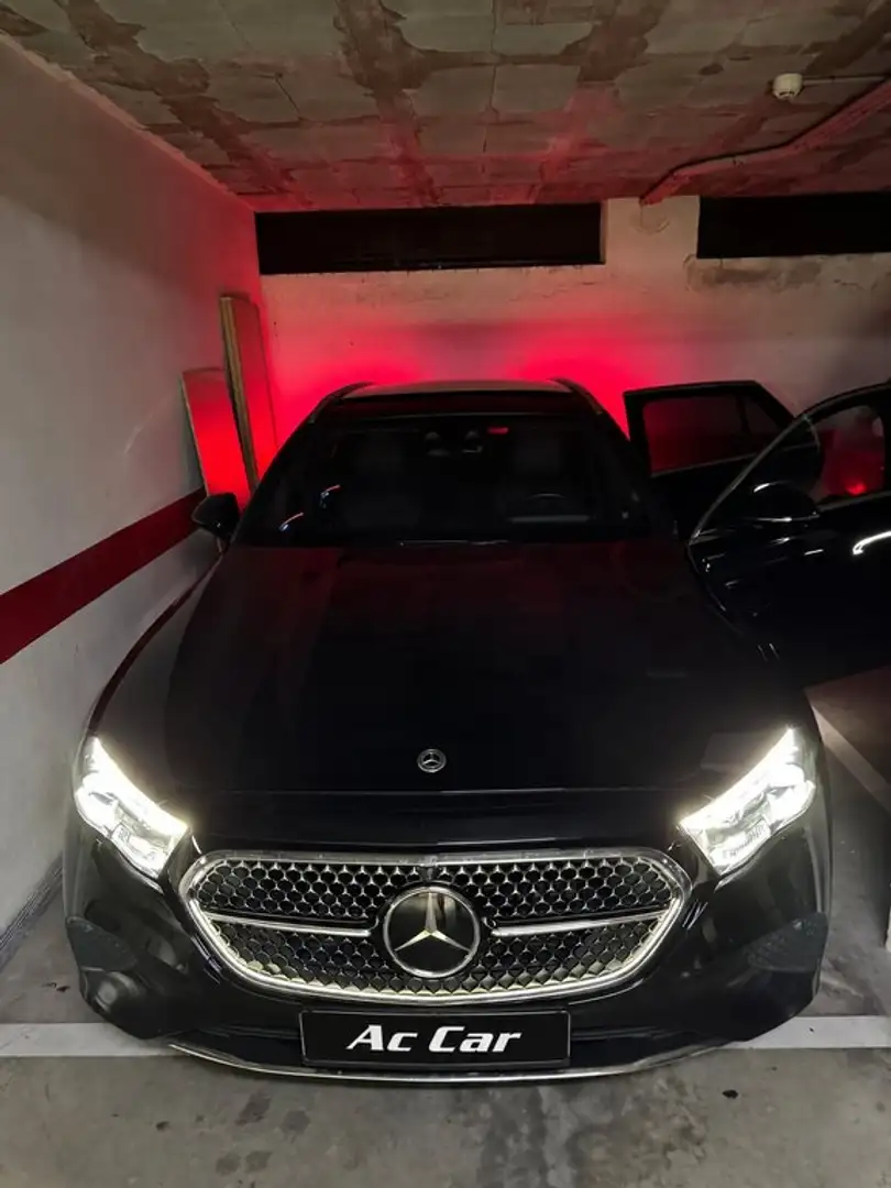 Mercedes-Benz E 300 Estate - 1