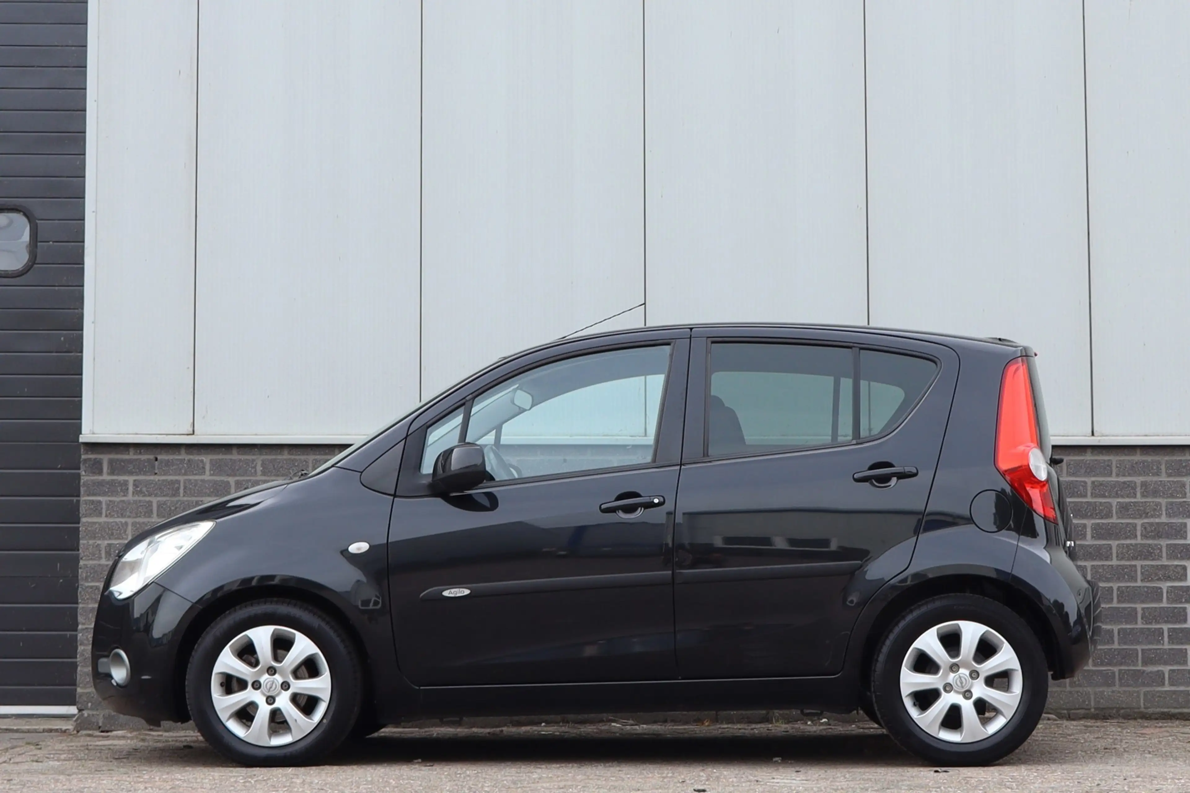 Opel Agila 1.2 Edition 1e eig. NL Auto — photo 4
