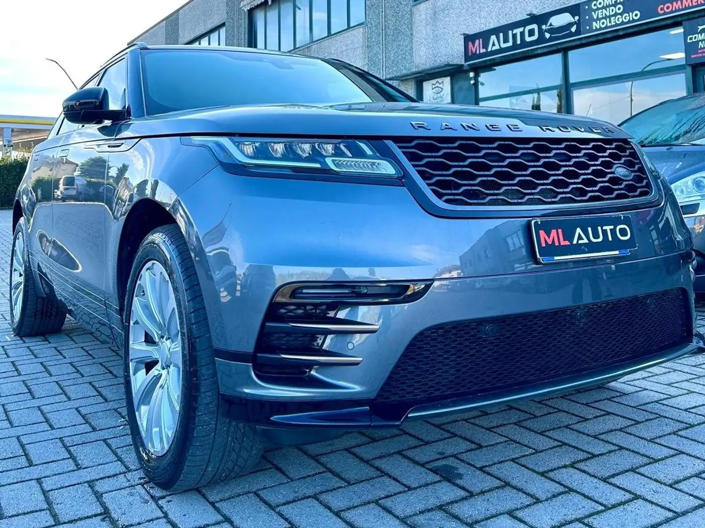 Land Rover Range Rover Velar Range Rover Velar 2.0 i4 R-Dynamic HSE 240cv auto Grigio - 2