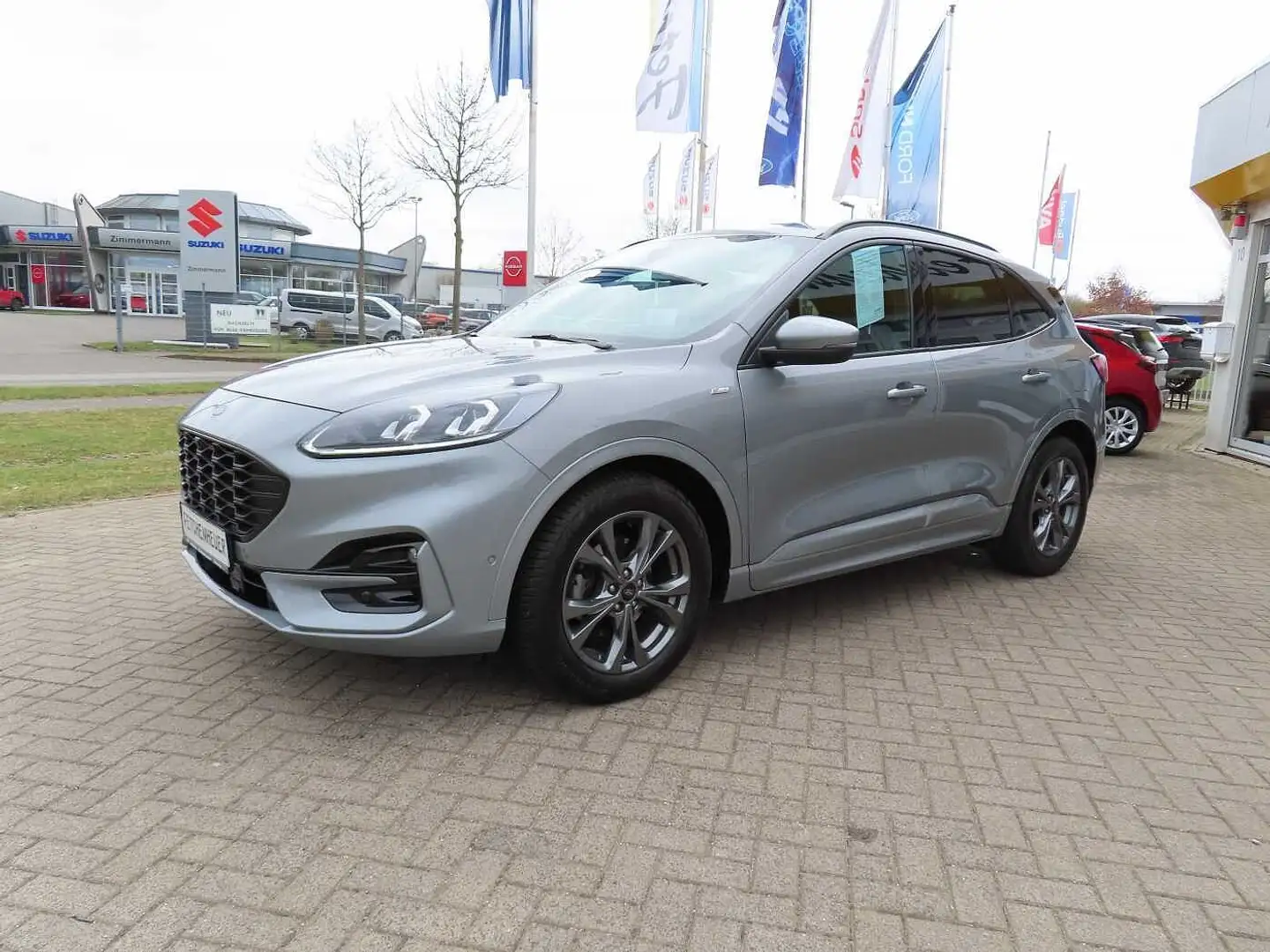Ford Kuga EcoBl. ST-LINE NAVI+LED+RFK+ACC+SHZ+TWA+GJR Argent - 2