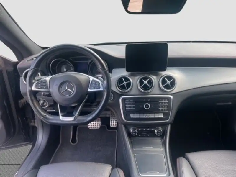 Annonce voiture d'occasion Mercedes-Benz CLA 250 - CARADIZE