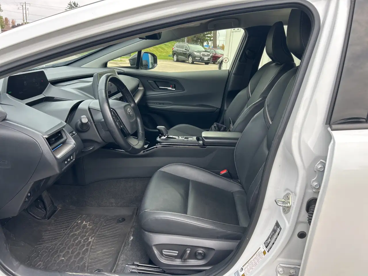 Toyota Prius снимка Toyota Prius