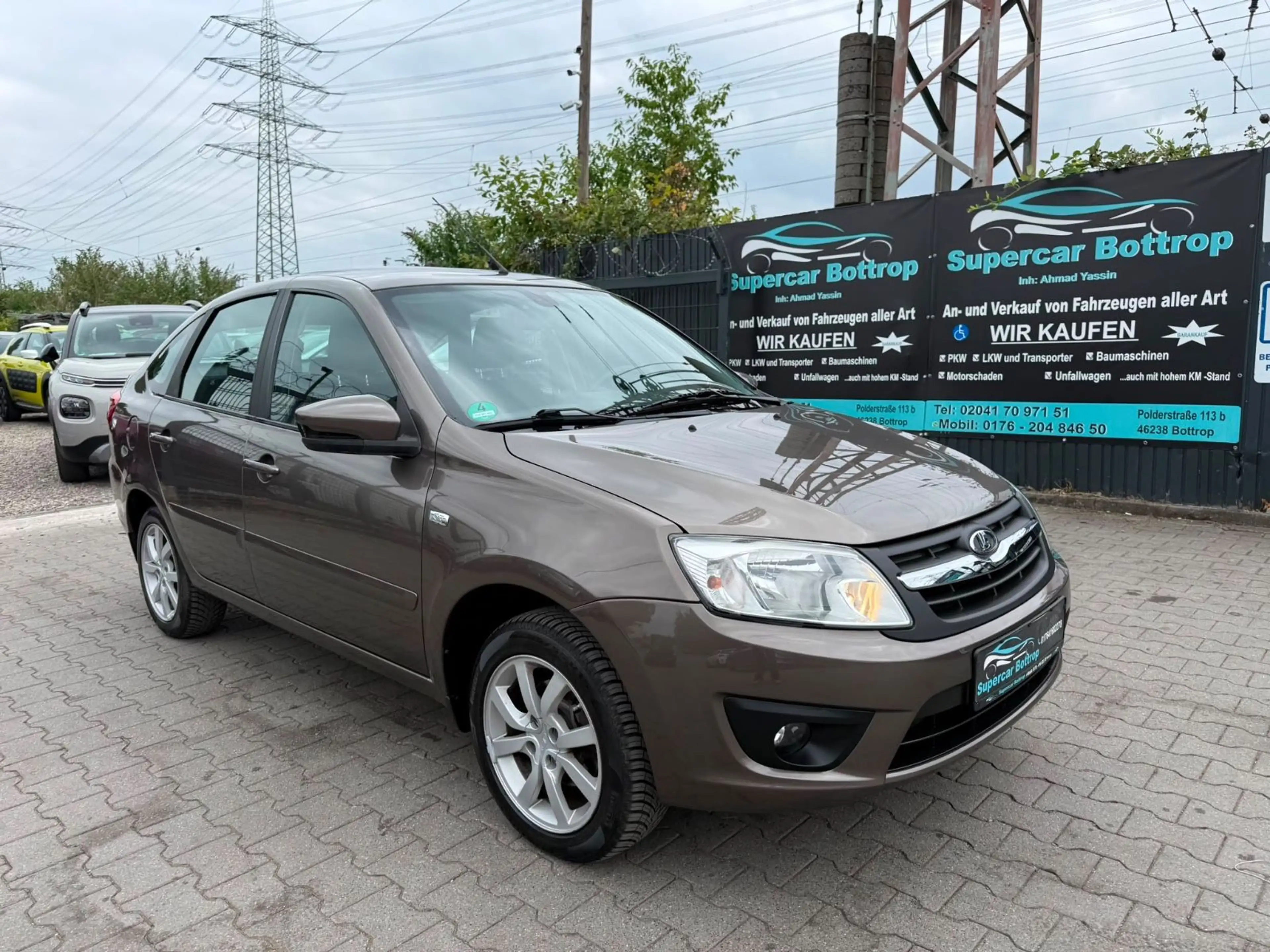 Lada Granta — photo 8