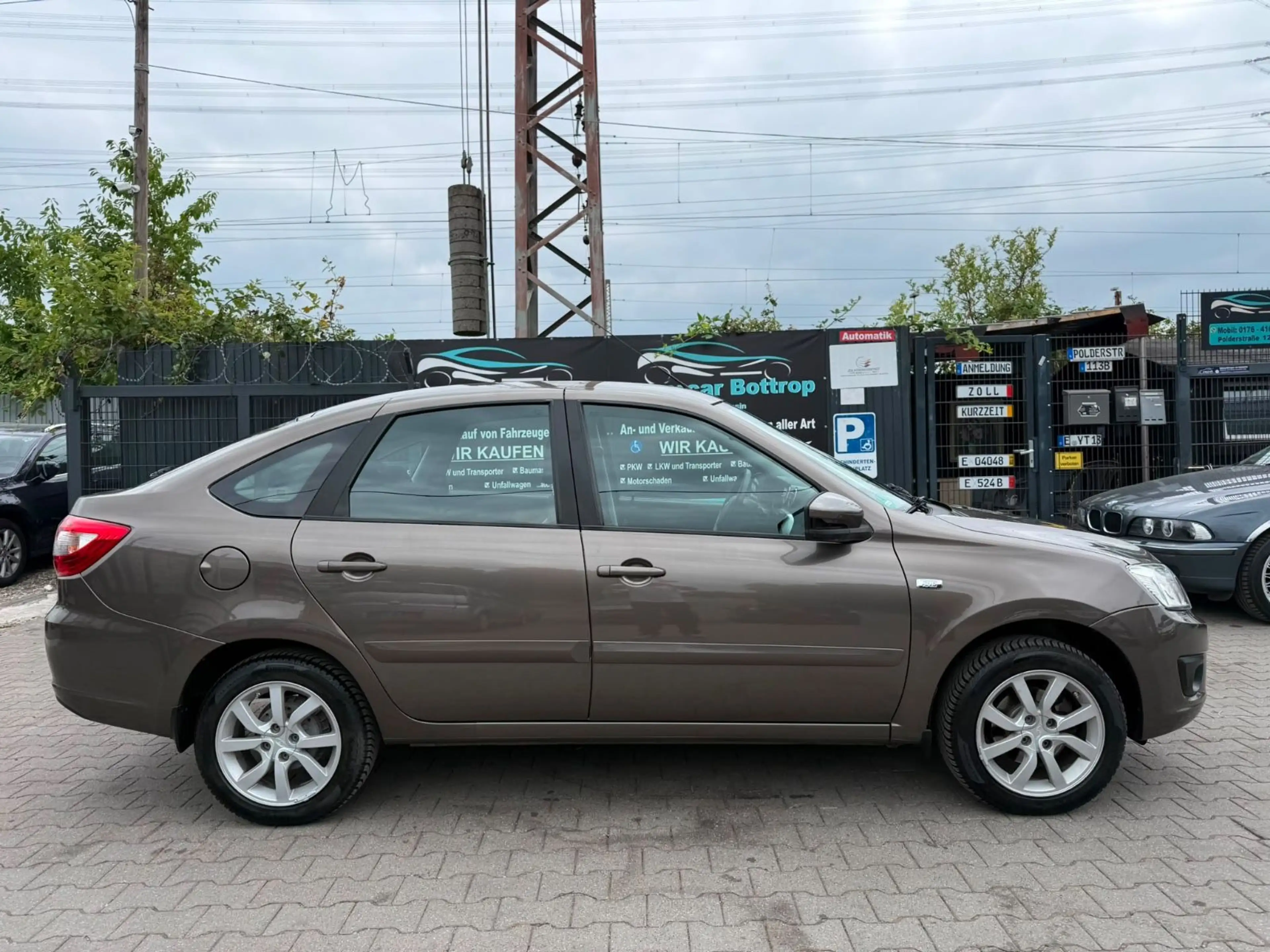 Lada Granta — photo 7