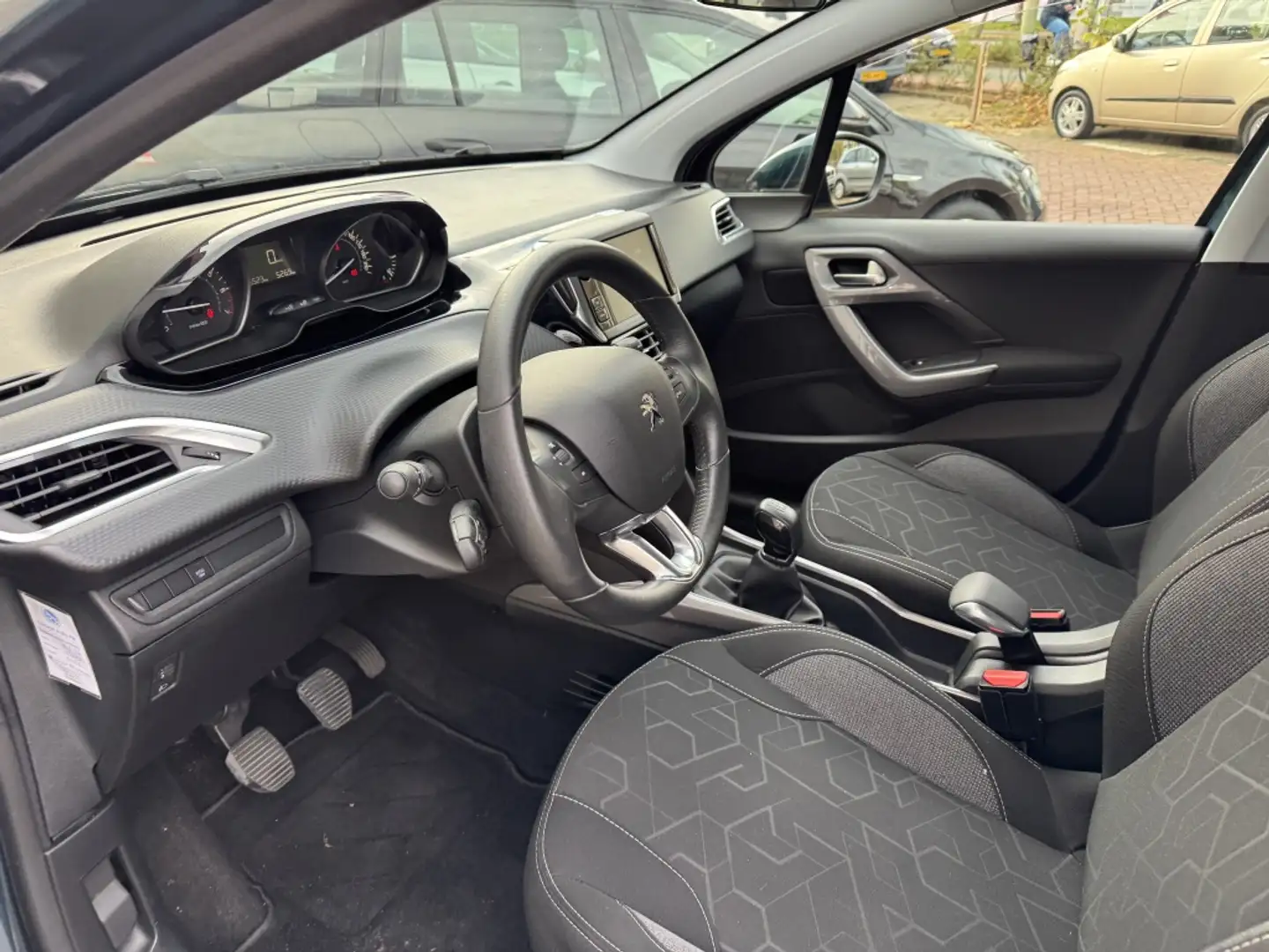 Peugeot 2008 1.2 PureTech Active Navi Distributie VV NAP Vert - 2