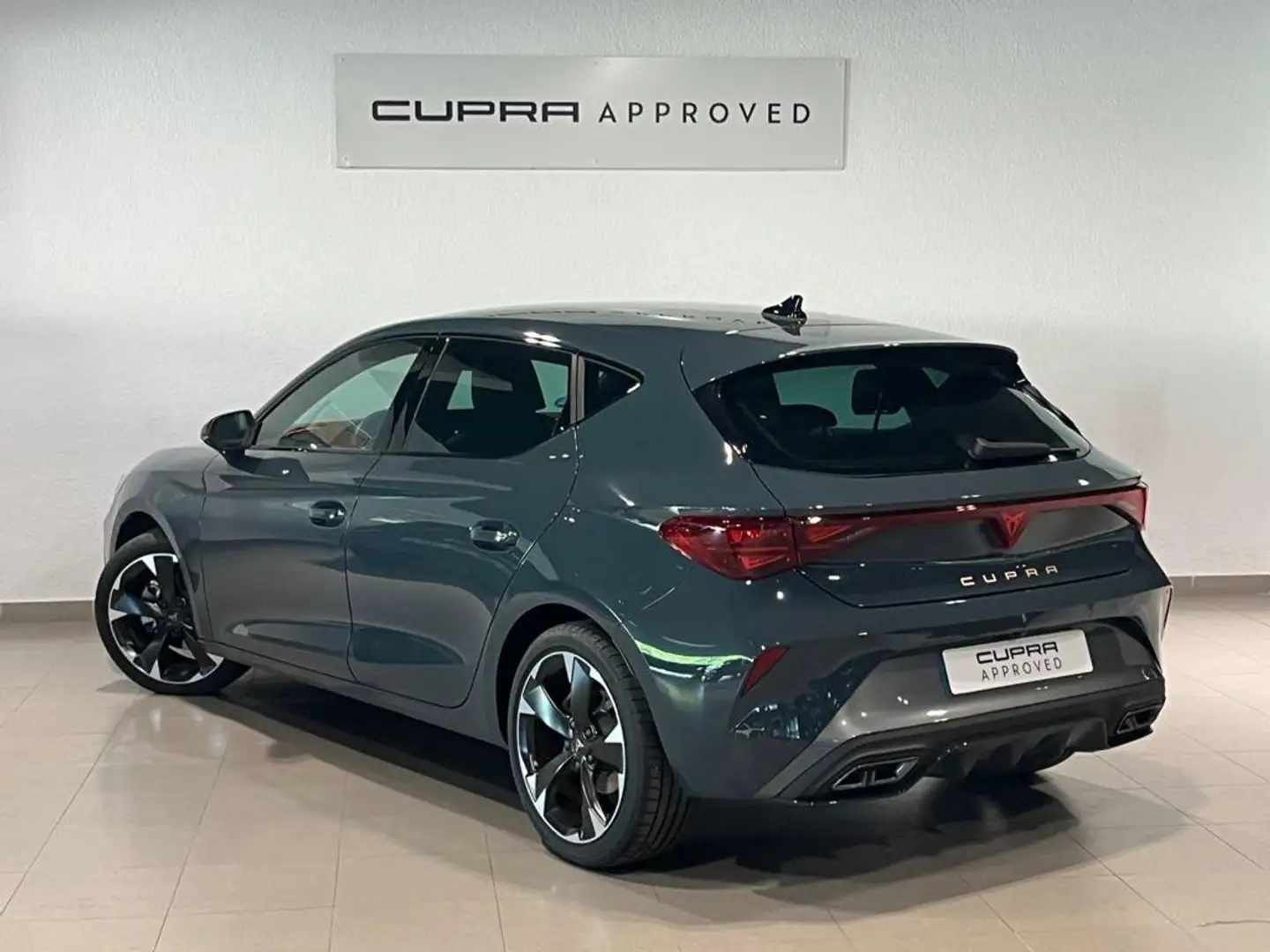 CUPRA Leon 1.5 eTSI 110 DSG Azul - 2