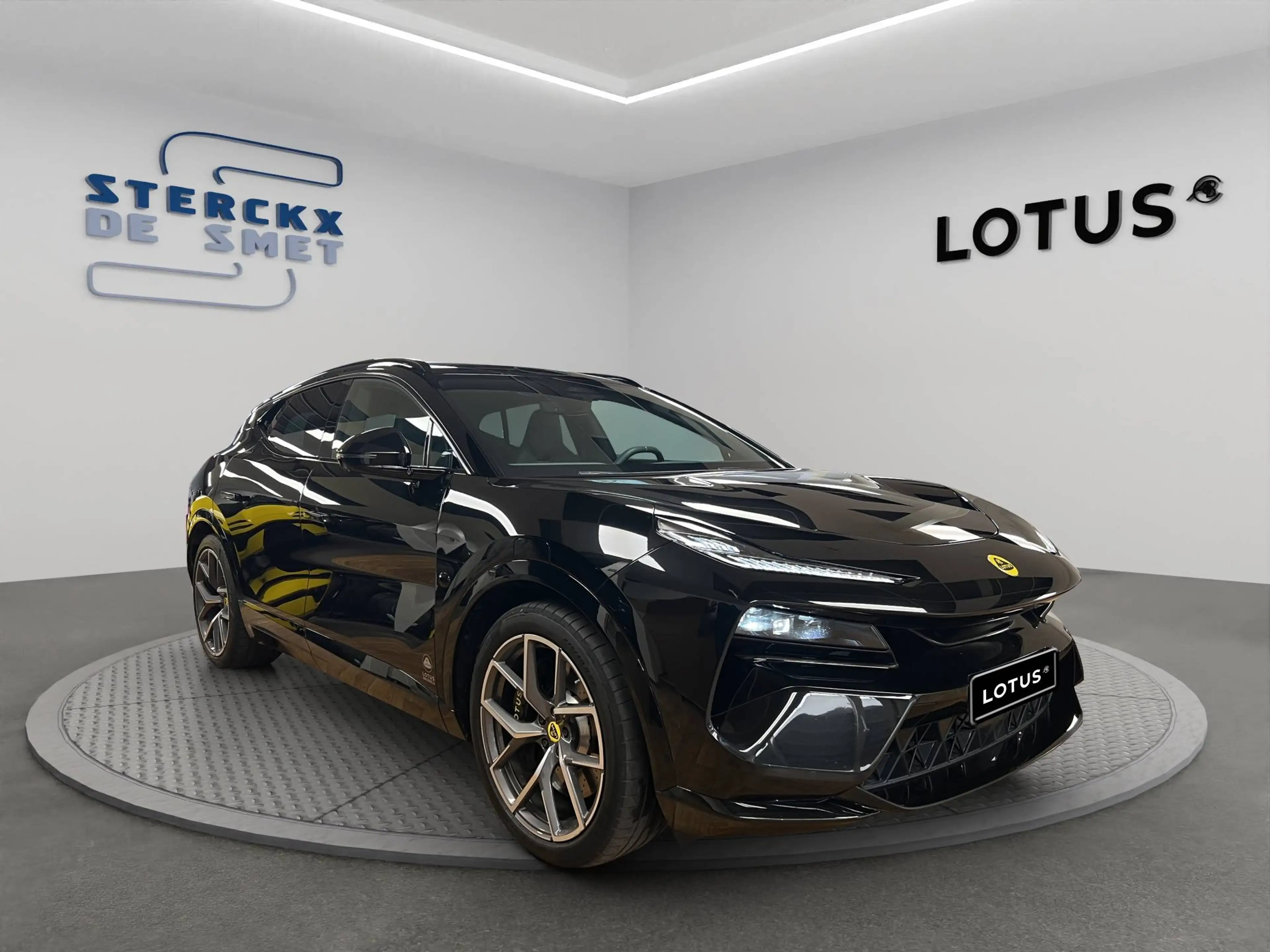 Lotus Eletre S DEMO - KEF REFERENCE - ACTIVE AERO — photo 8