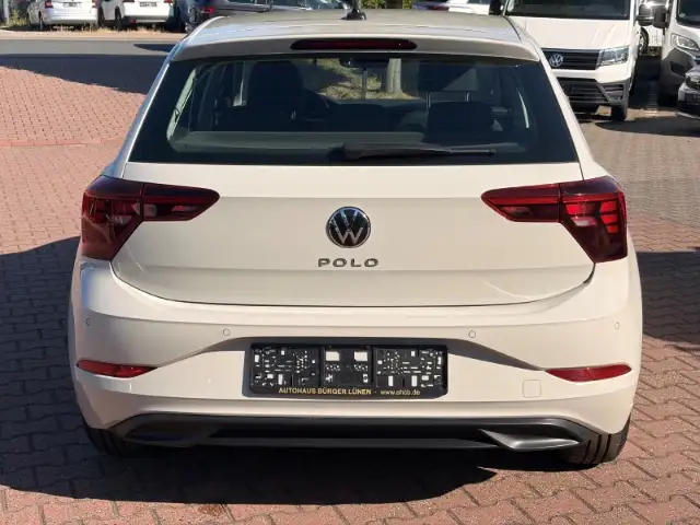 Volkswagen Polo view 5