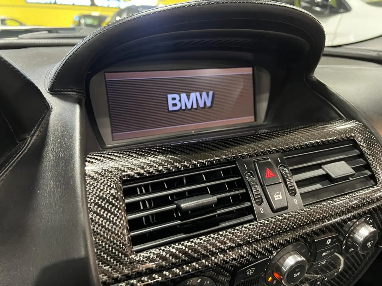 BMW 6 Series снимка BMW 6 Series
