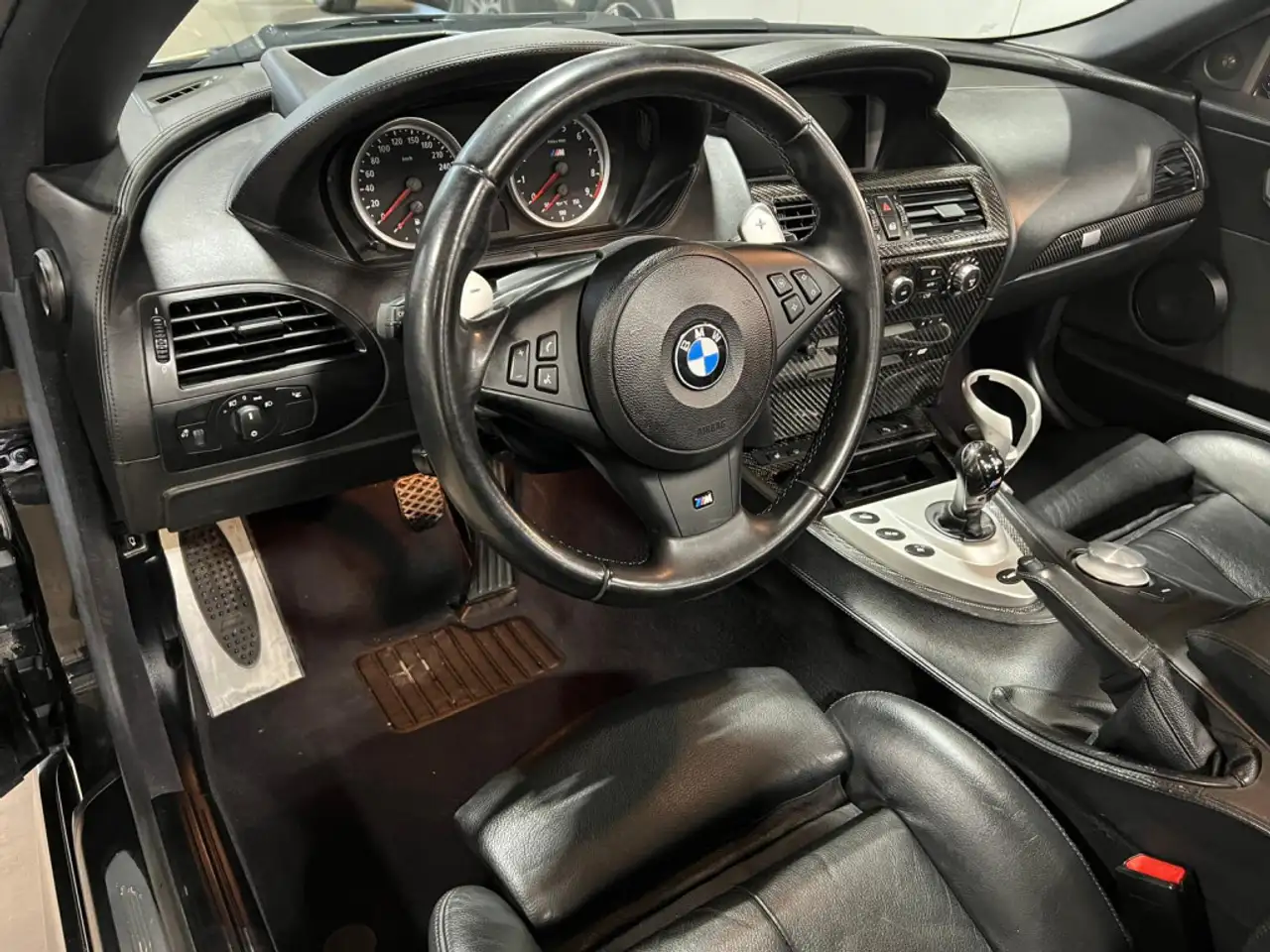 BMW 6 Series снимка BMW 6 Series