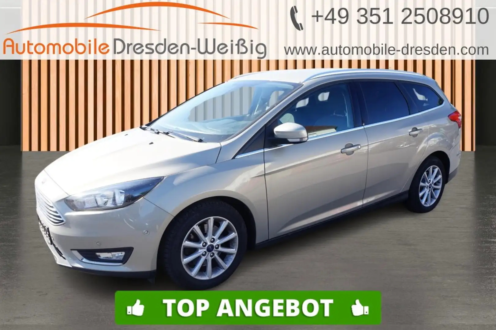 Ford Focus Turnier 1.5 EcoBoost Titanium*Navi* Grau - 1