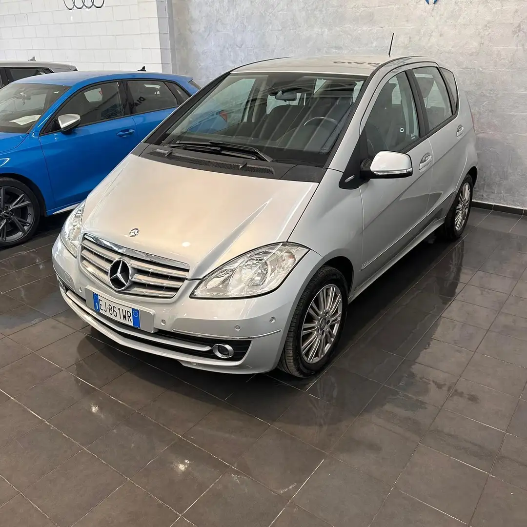 Mercedes-Benz A 160 A 160 BlueEFFICIENCY Executive Grigio - 2