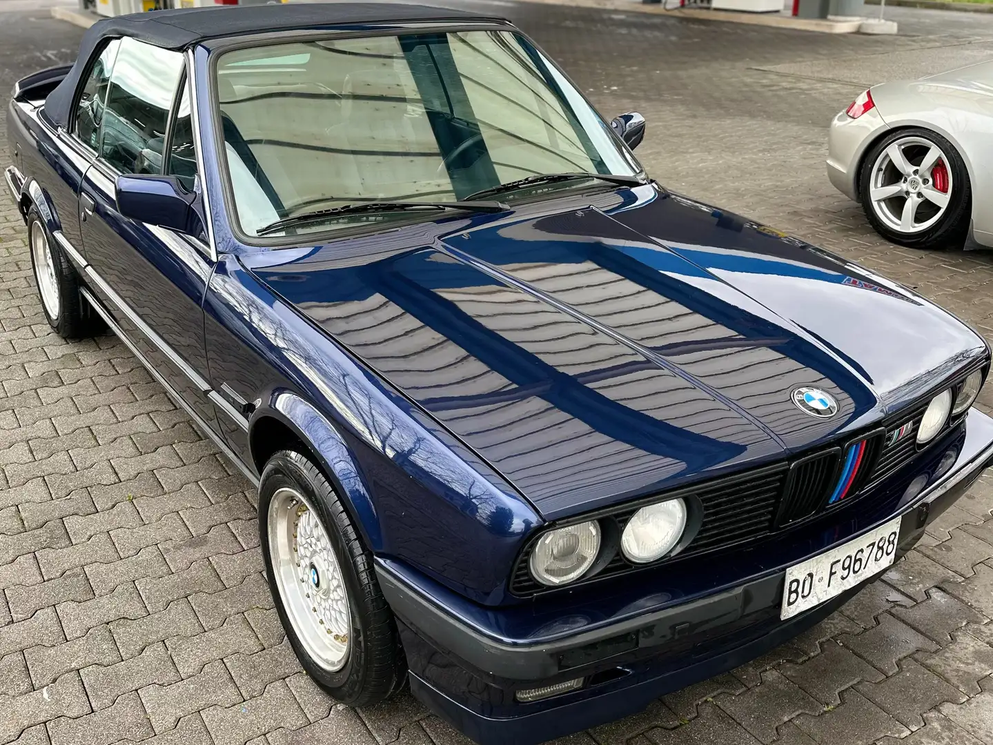 BMW 318 318i Cabrio Синій - 2