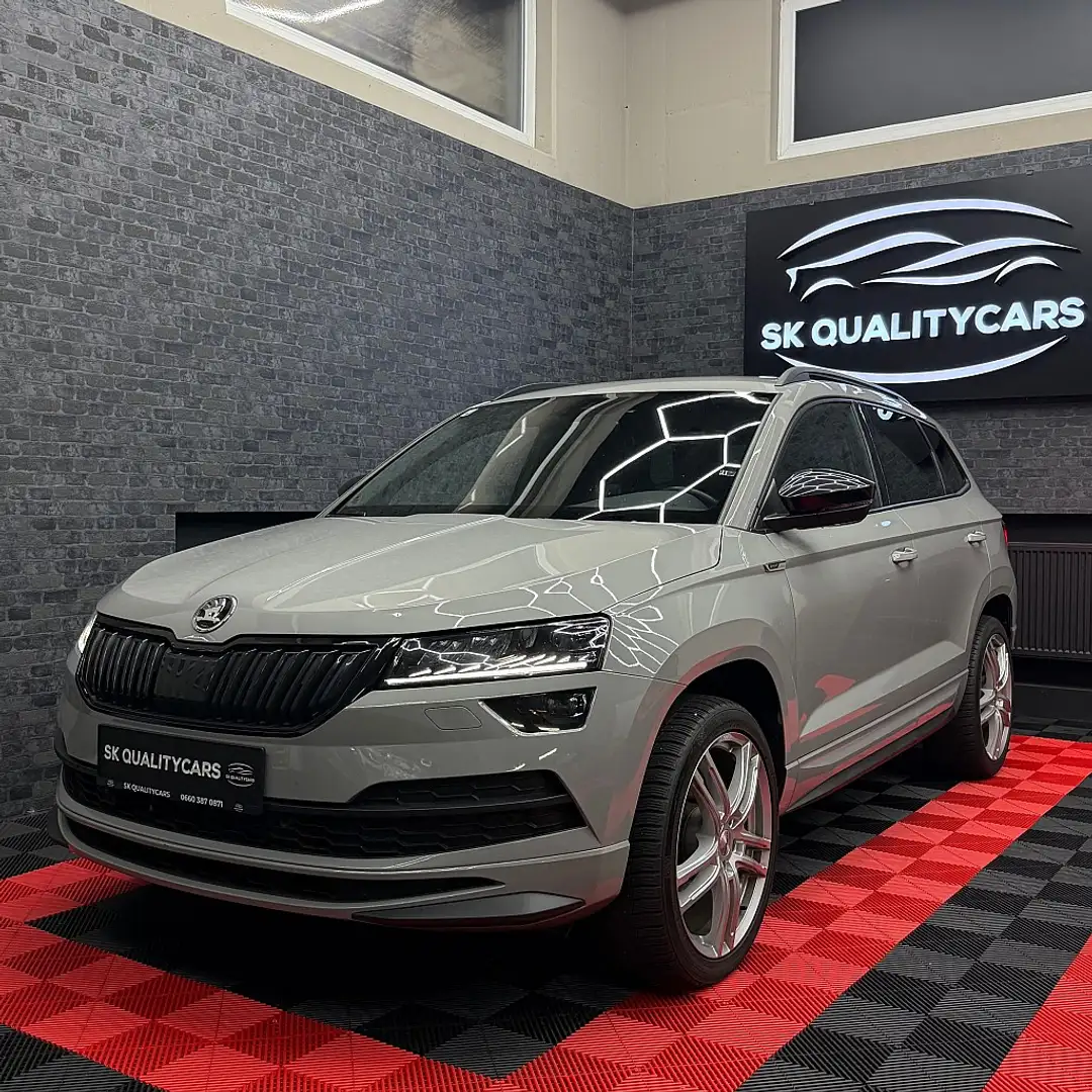 Skoda Karoq 2,0 TDI SCR 4x4 Sportline DSG Gris - 1