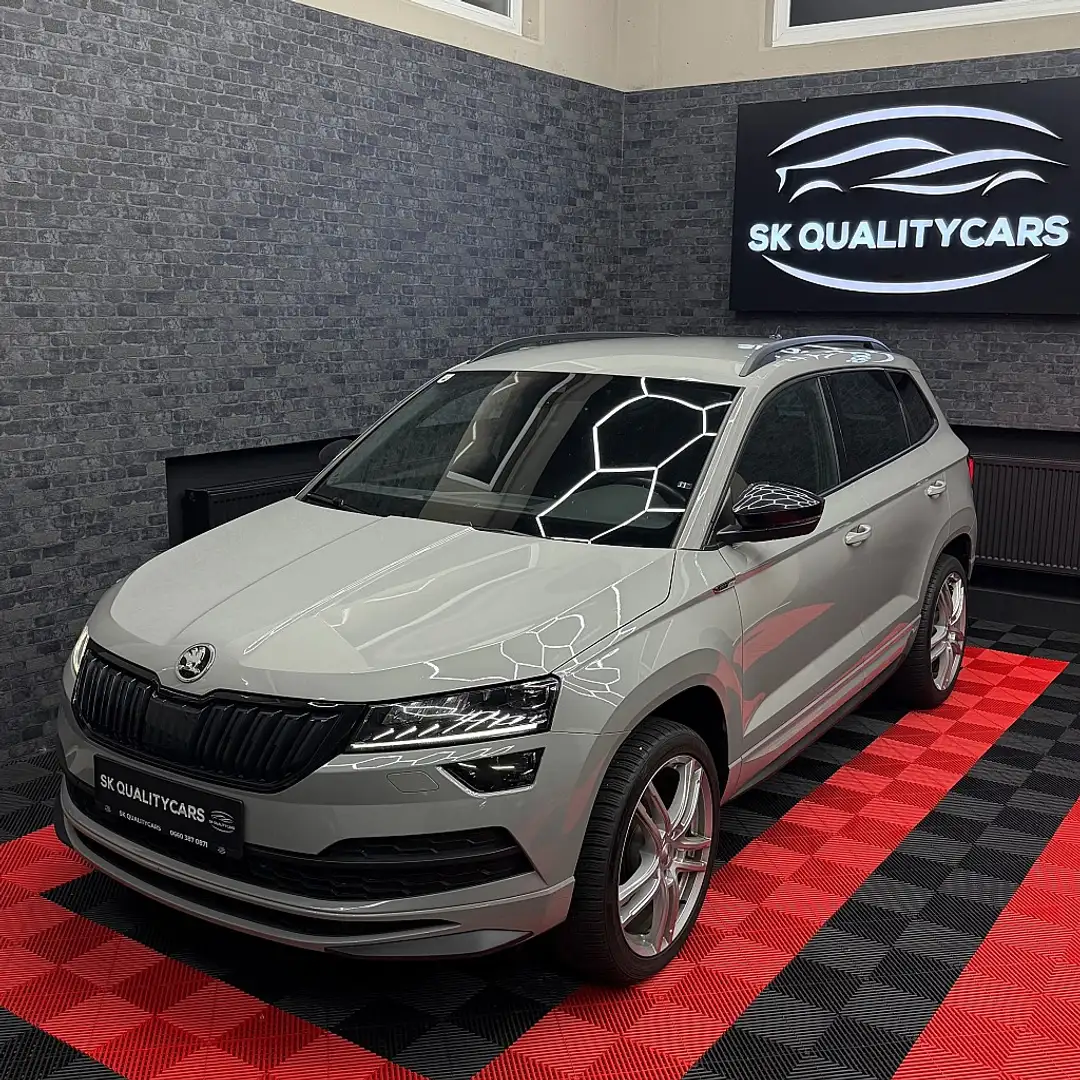Skoda Karoq 2,0 TDI SCR 4x4 Sportline DSG Gris - 2