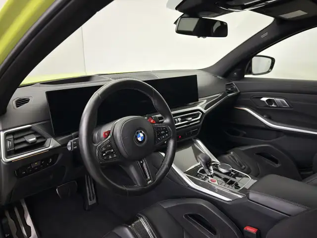 BMW M3 view 9