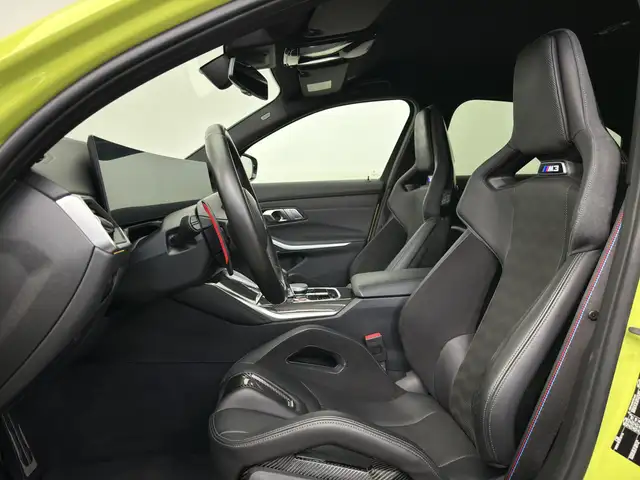 BMW M3 view 8