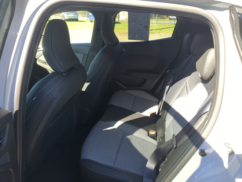 Renault Clio TCe 90 Techno SHZ LKHZ — photo 10