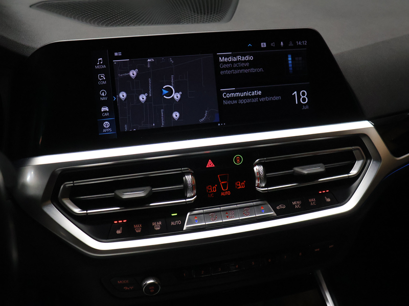 BMW 320 3-serie Touring 320e Business Edition Plus M Sport — photo 17