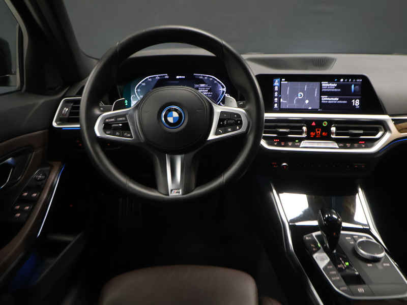 BMW 320 3-serie Touring 320e Business Edition Plus M Sport — photo 10